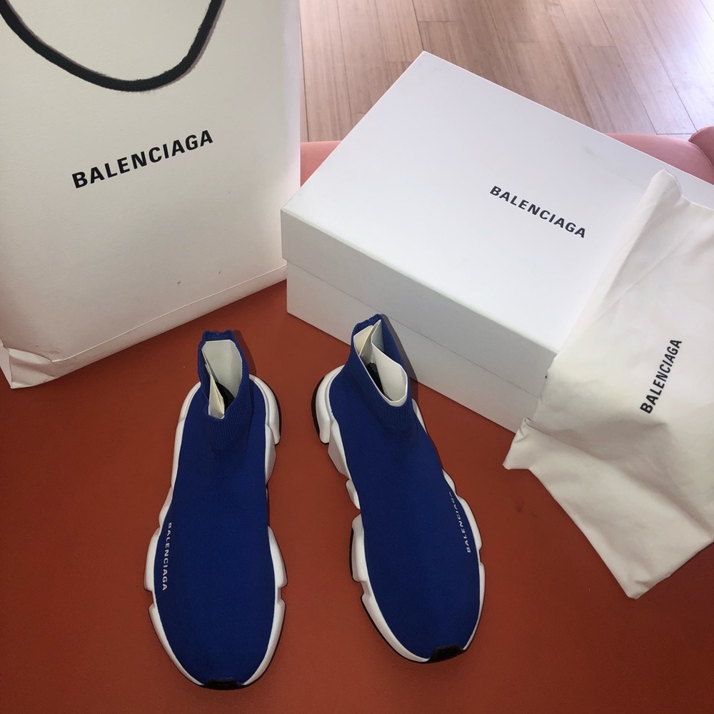 Balenciaga - Picture 6 of 8